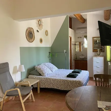 Bed & Breakfast Les Celestins - Independants *